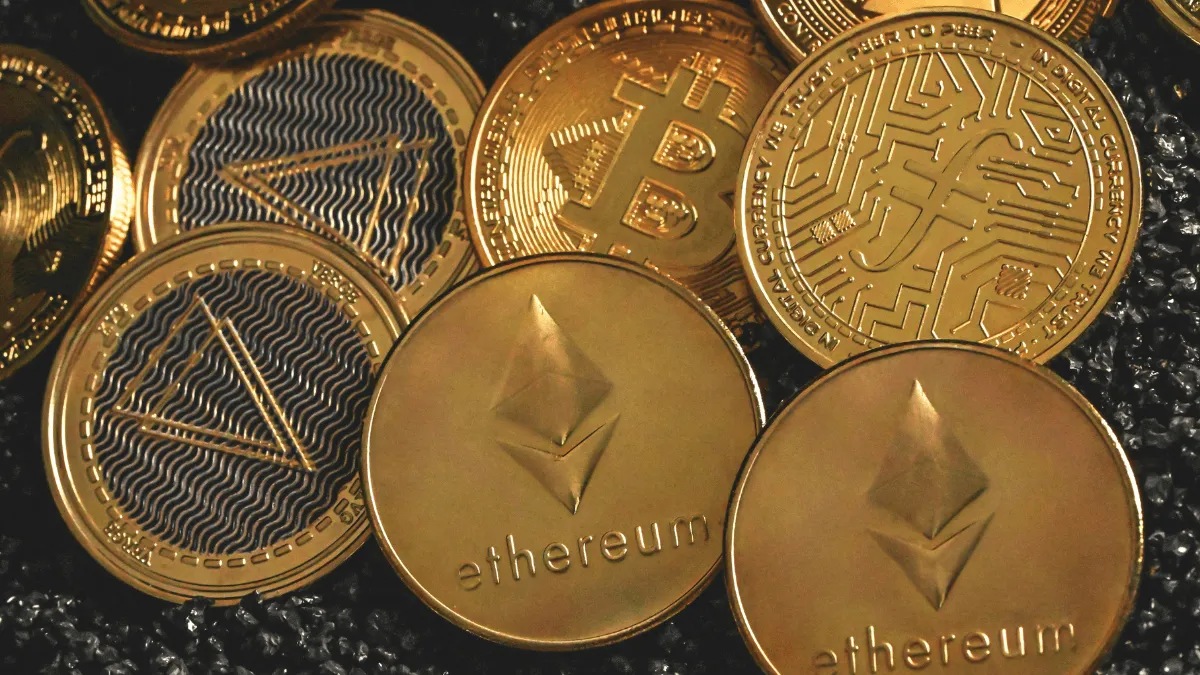 多種類の仮想通貨のイメージ